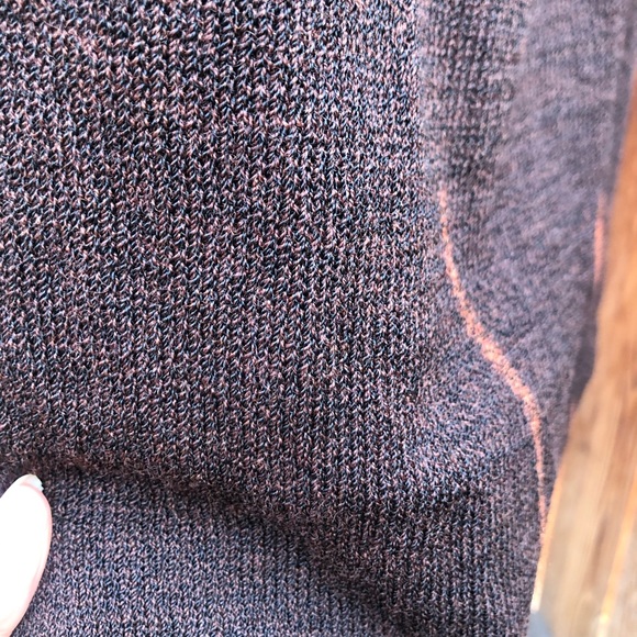 2 St. John tank tops size p - Picture 7 of 10